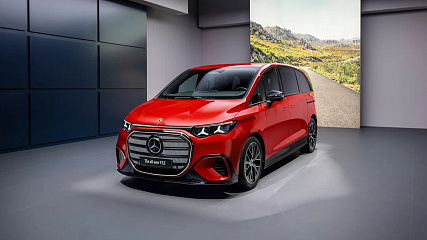 Новый Mercedes-Benz V-Класса с экраном 8К и запасом хода 700 км! Zeekr 009 стоит напрячься?